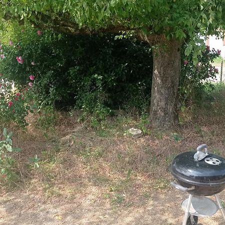 Maison De Ferme Au Calme Jusqu'A 10 Personnes Gannay-sur-Loire Ngoại thất bức ảnh