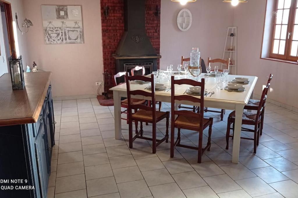 Maison De Ferme Au Calme Jusqu'A 10 Personnes Gannay-sur-Loire Ngoại thất bức ảnh